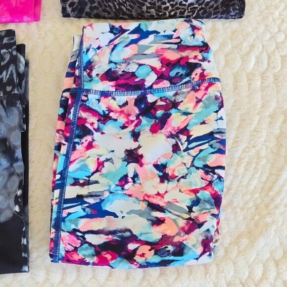 Lot of 4 Women's Leggings Capri and Cropped Champion; AVIA; RBX; Danskin Now - Picture 2 of 6